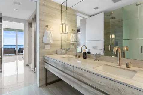 18975 Collins Avenue Sunny Isles Beach FL 33160