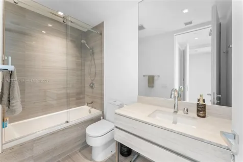 18975 Collins Avenue Sunny Isles Beach FL 33160