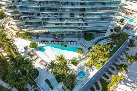 18975 Collins Avenue Sunny Isles Beach FL 33160