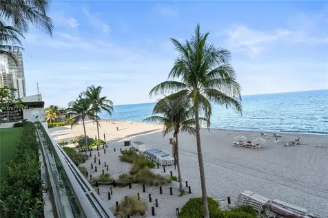 18975 Collins Avenue Sunny Isles Beach FL 33160