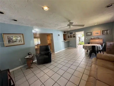 19777 SW 101st Court Cutler Bay FL 33157