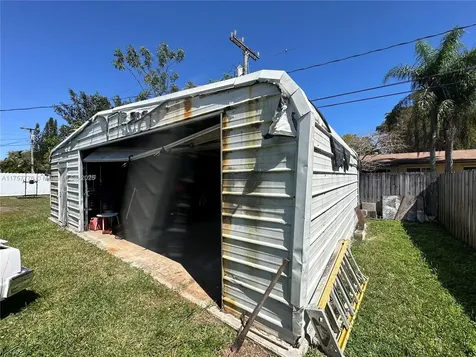 19777 SW 101st Court Cutler Bay FL 33157