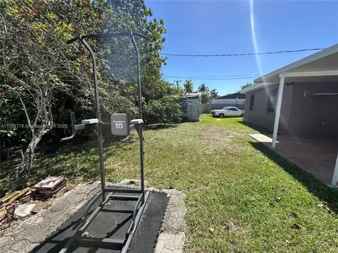 19777 SW 101st Court Cutler Bay FL 33157