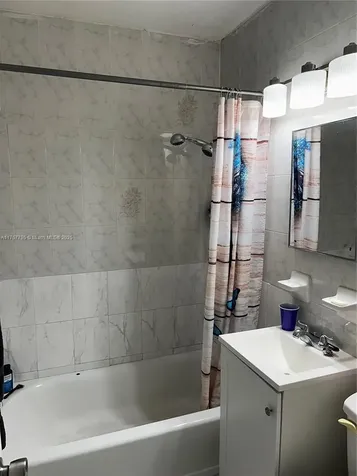 3211 NW 106th Street Miami FL 33147