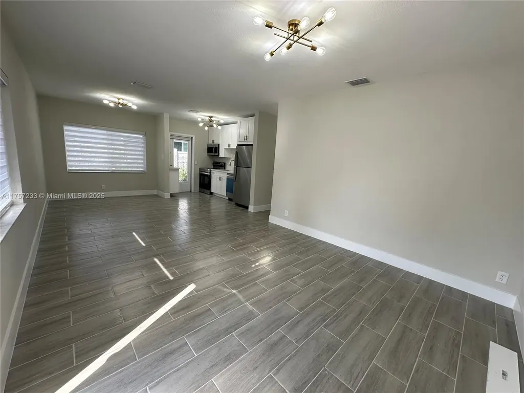 1300 NW 7th Terrace Fort Lauderdale FL 33311