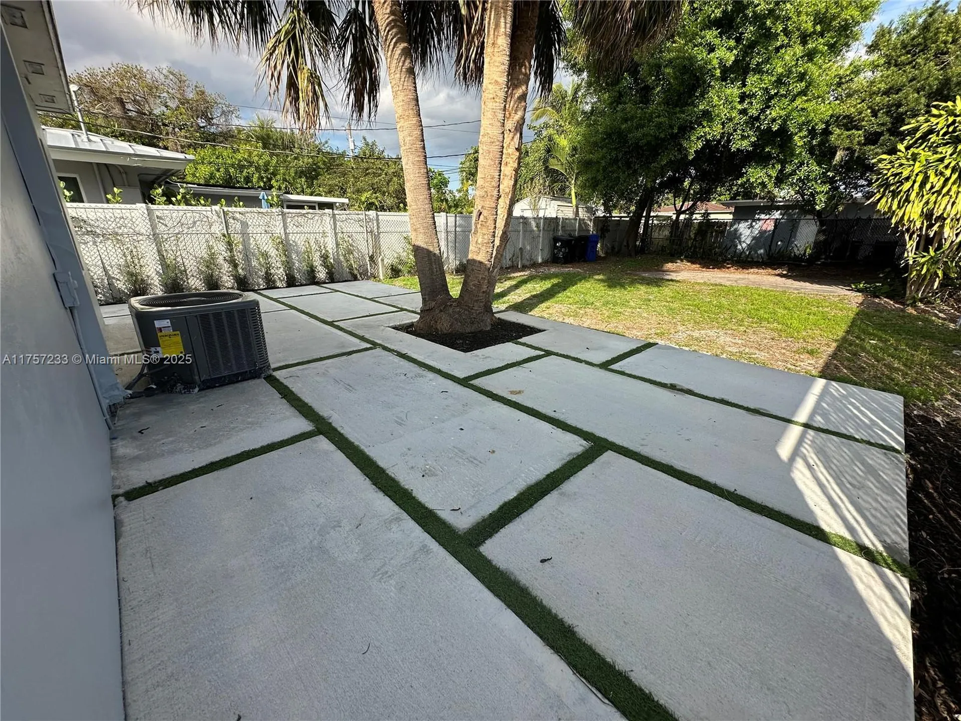 1300 NW 7th Terrace Fort Lauderdale FL 33311