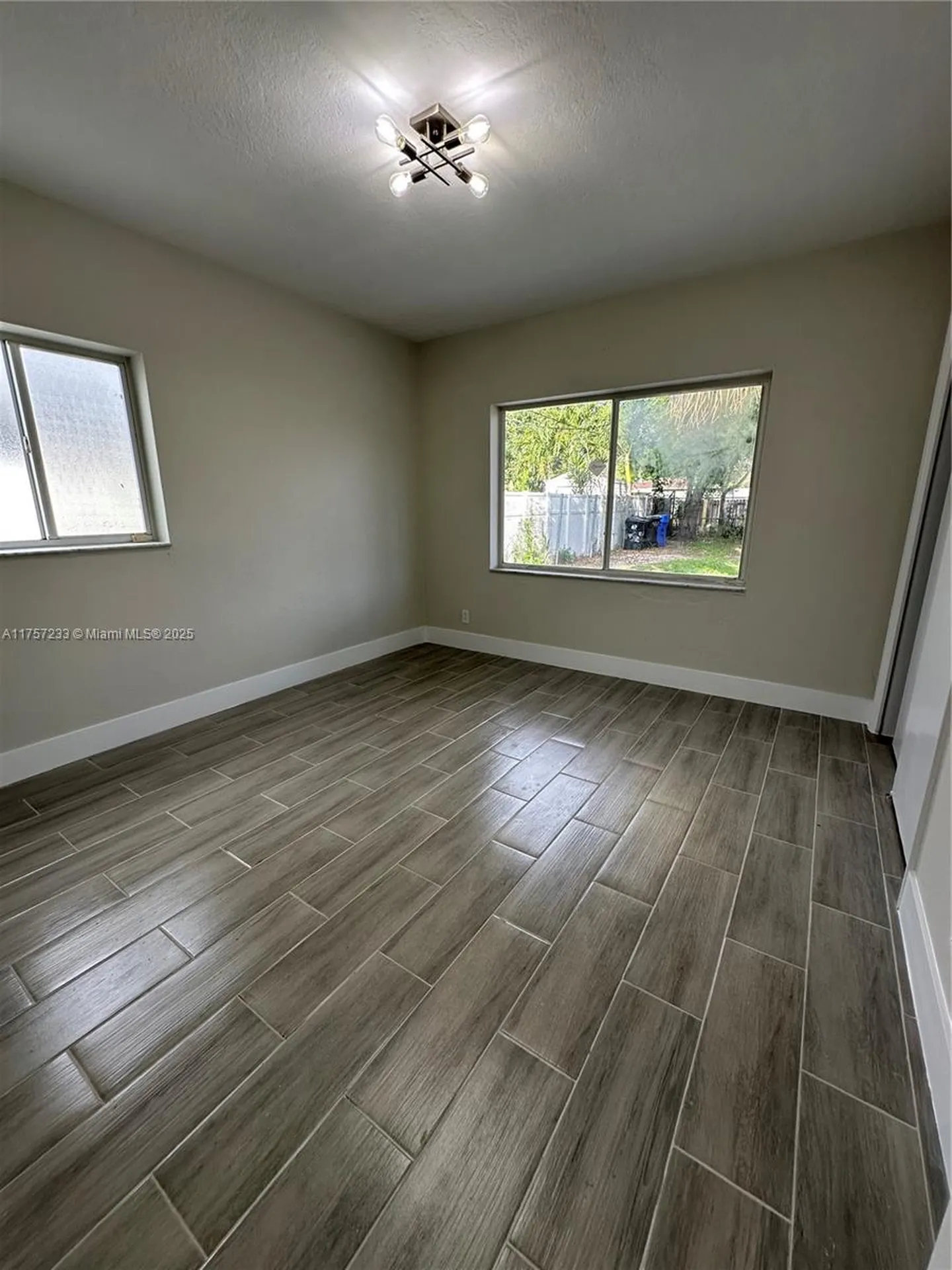 1300 NW 7th Terrace Fort Lauderdale FL 33311