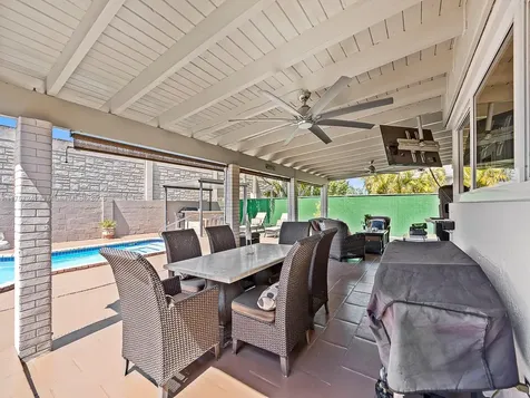 9512 SW 118th Place Miami FL 33186