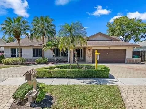 9512 SW 118th Place Miami FL 33186
