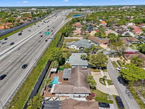 9512 SW 118th Place Miami FL 33186