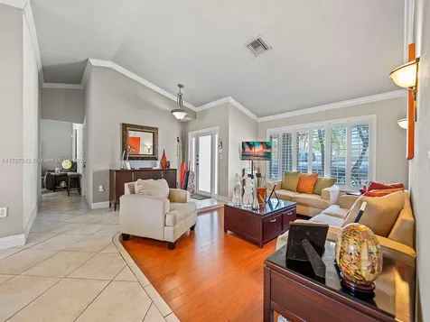 9512 SW 118th Place Miami FL 33186