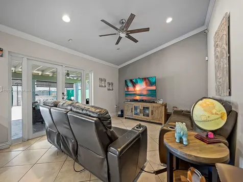 9512 SW 118th Place Miami FL 33186