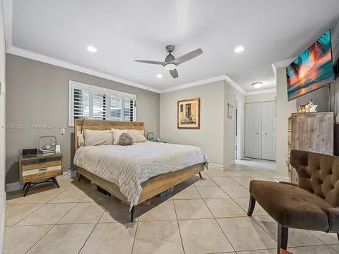 9512 SW 118th Place Miami FL 33186
