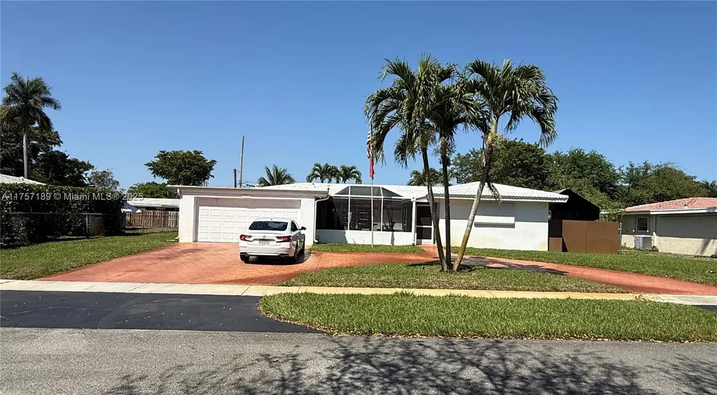 5369 Balsam Terrace Plantation FL 33317