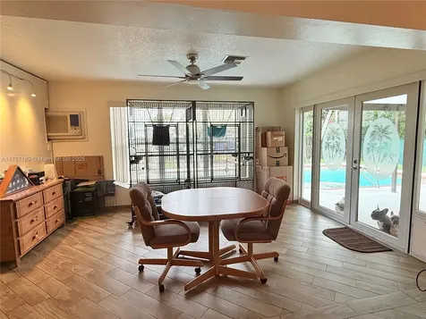 5369 Balsam Terrace Plantation FL 33317