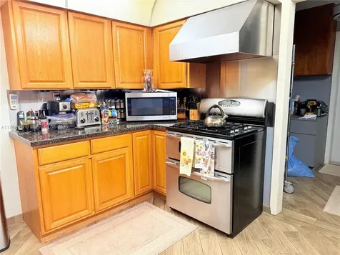 5369 Balsam Terrace Plantation FL 33317