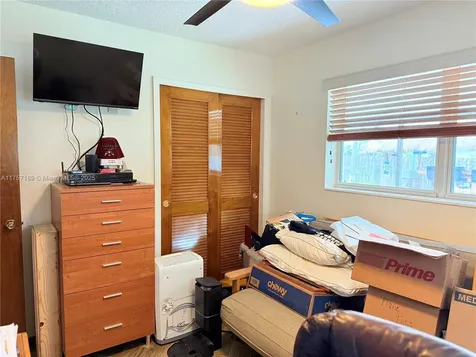 5369 Balsam Terrace Plantation FL 33317