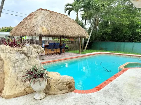 5369 Balsam Terrace Plantation FL 33317
