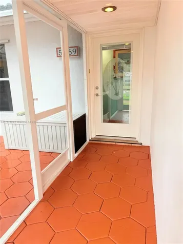 5369 Balsam Terrace Plantation FL 33317