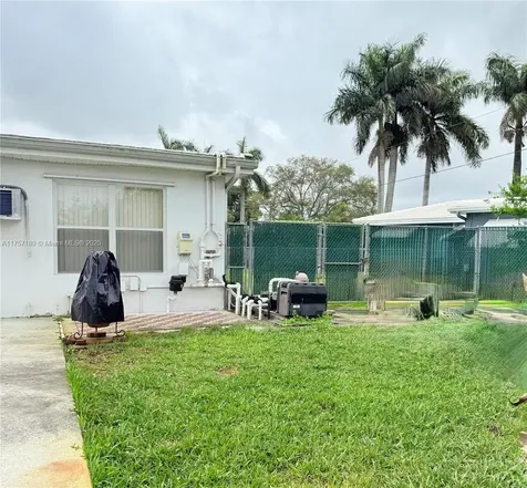 5369 Balsam Terrace Plantation FL 33317