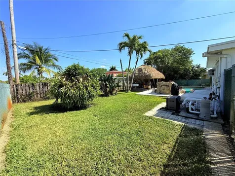 5369 Balsam Terrace Plantation FL 33317