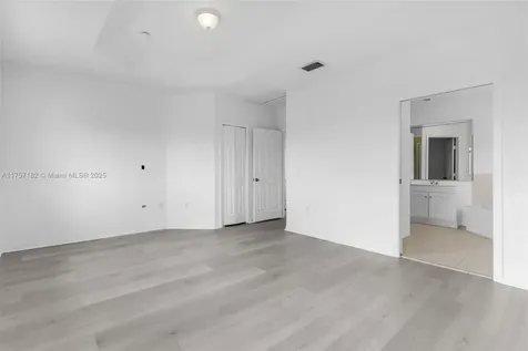 4450 NW 113th Place Doral FL 33178