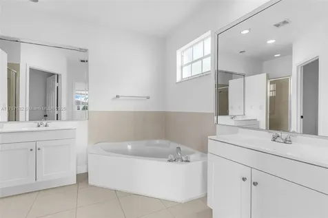 4450 NW 113th Place Doral FL 33178
