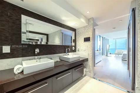 17121 Collins Avenue Sunny Isles Beach FL 33160