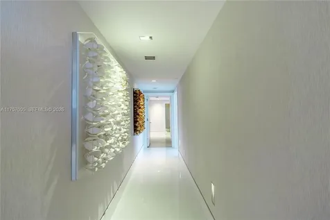 17121 Collins Avenue Sunny Isles Beach FL 33160