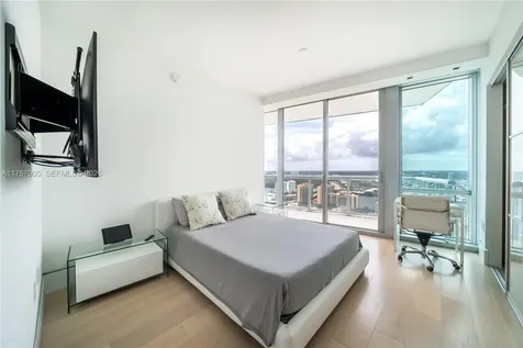 17121 Collins Avenue Sunny Isles Beach FL 33160