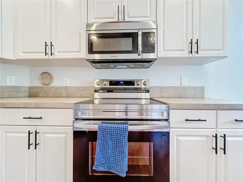 310 SW Tomoka Springs Drive Port St. Lucie FL 34986
