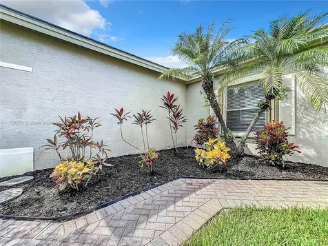 310 SW Tomoka Springs Drive Port St. Lucie FL 34986