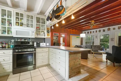 209 Matecumbe Avenue Islamorada FL 33036