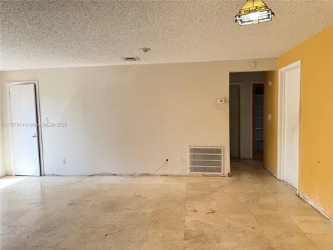 5531 NW 76th Place Fort Lauderdale FL 33073