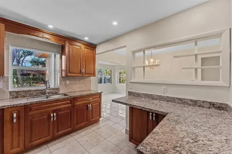 6641 NW 21st Court Sunrise FL 33313