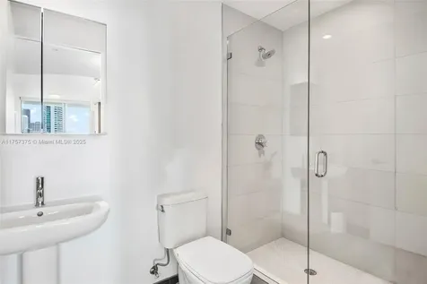 2900 NE 7th Avenue Miami FL 33137