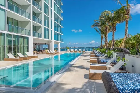 2900 NE 7th Avenue Miami FL 33137