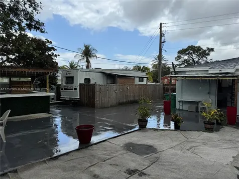 2380 NW 133rd Street Miami FL 33167