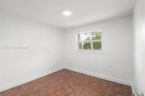 10231 SW 213th Street Cutler Bay FL 33189