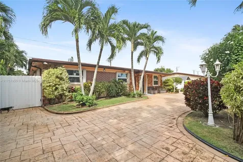 10231 SW 213th Street Cutler Bay FL 33189