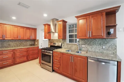 10231 SW 213th Street Cutler Bay FL 33189