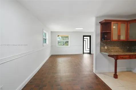 10231 SW 213th Street Cutler Bay FL 33189