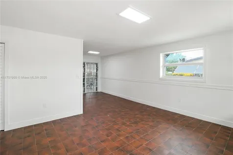 10231 SW 213th Street Cutler Bay FL 33189