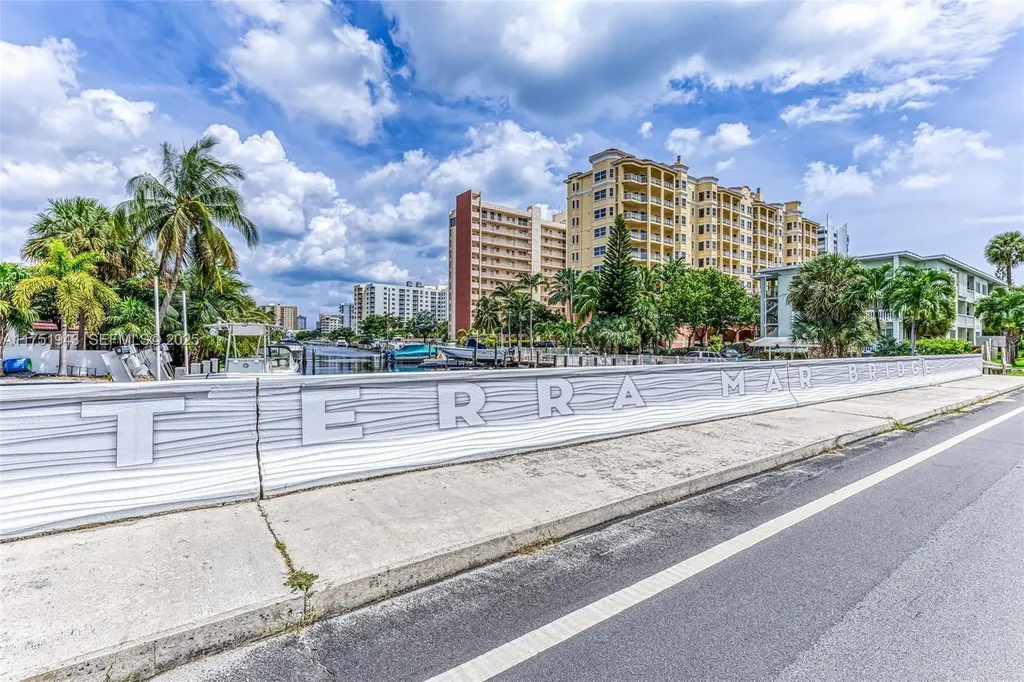 3261 Oleander Way Lauderdale By The Sea FL 33062
