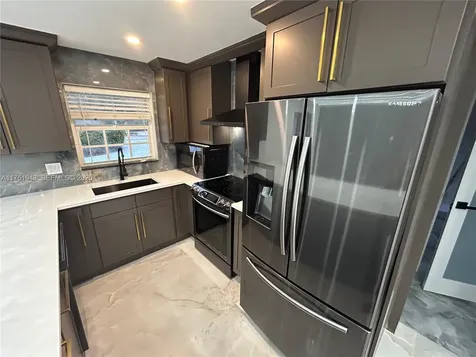 3261 Oleander Way Lauderdale By The Sea FL 33062