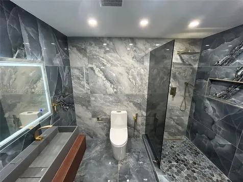 3261 Oleander Way Lauderdale By The Sea FL 33062