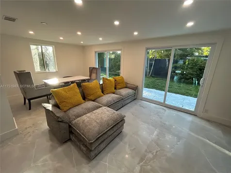 3261 Oleander Way Lauderdale By The Sea FL 33062