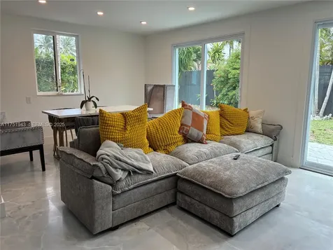 3261 Oleander Way Lauderdale By The Sea FL 33062
