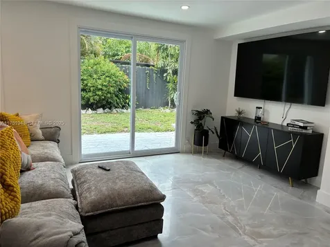 3261 Oleander Way Lauderdale By The Sea FL 33062