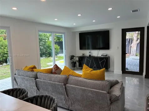 3261 Oleander Way Lauderdale By The Sea FL 33062